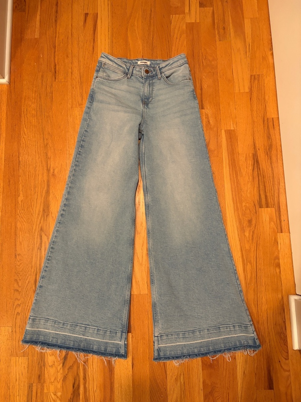 Wrangler Release Hem High Rise Wide Leg Jeans - Picture 3 of 8